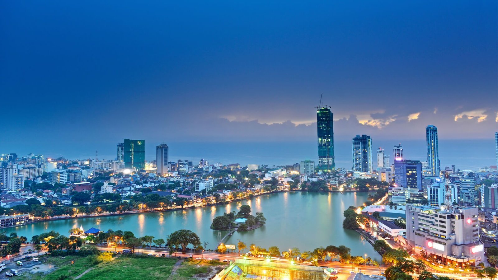 Colombo tours for travelers, Colombo sightseeing tour, Colombo travel guide, capital city tour, Colombo city tour with Rainbow Tours Sri Lanka